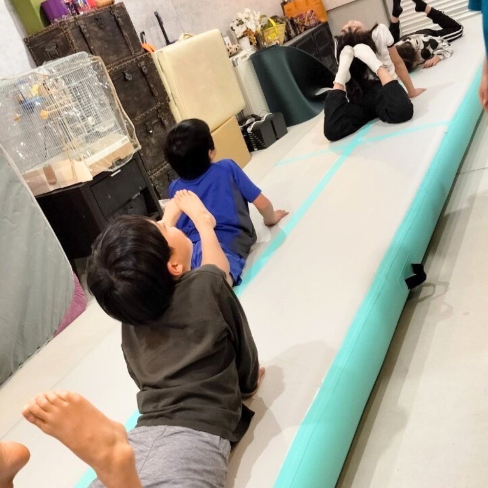 Spolog(スポログ)西新宿 子供向け体操教室の様子