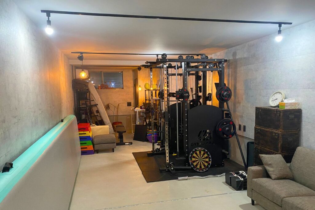 Spolog(スポログ)西新宿 店内の様子